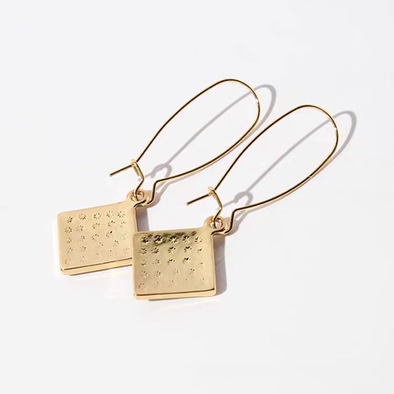 Diamond-Shaped Enamel Earrings