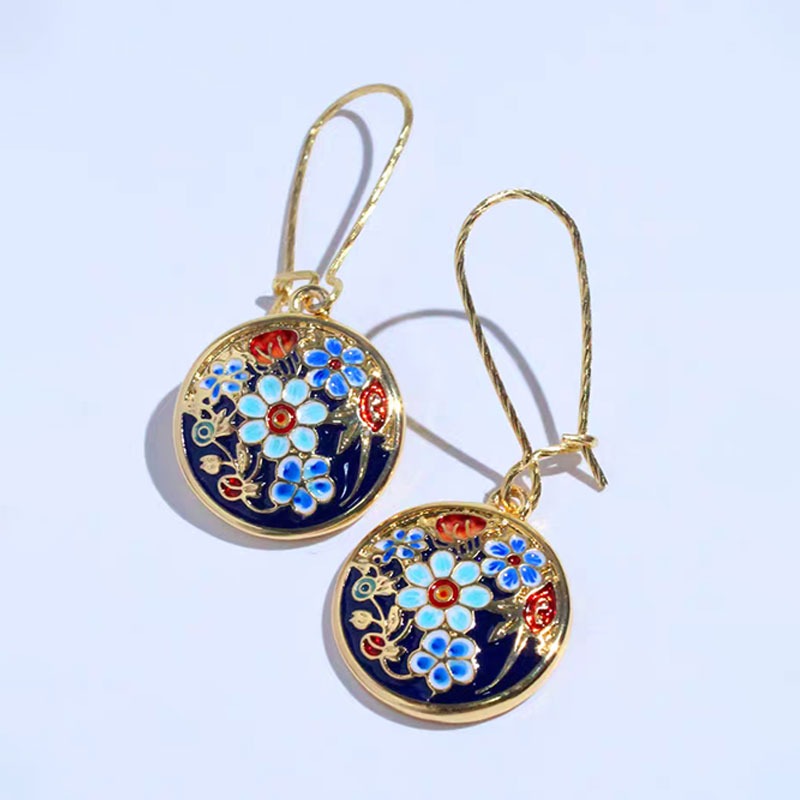 Tiny Flower World Earrings