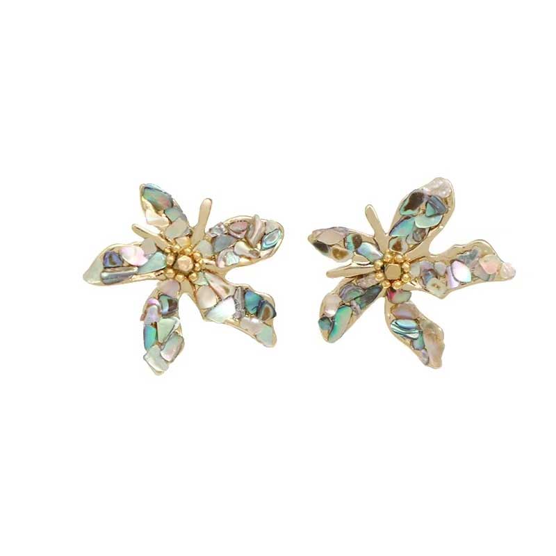 Maple Leaf Shell Earrings
