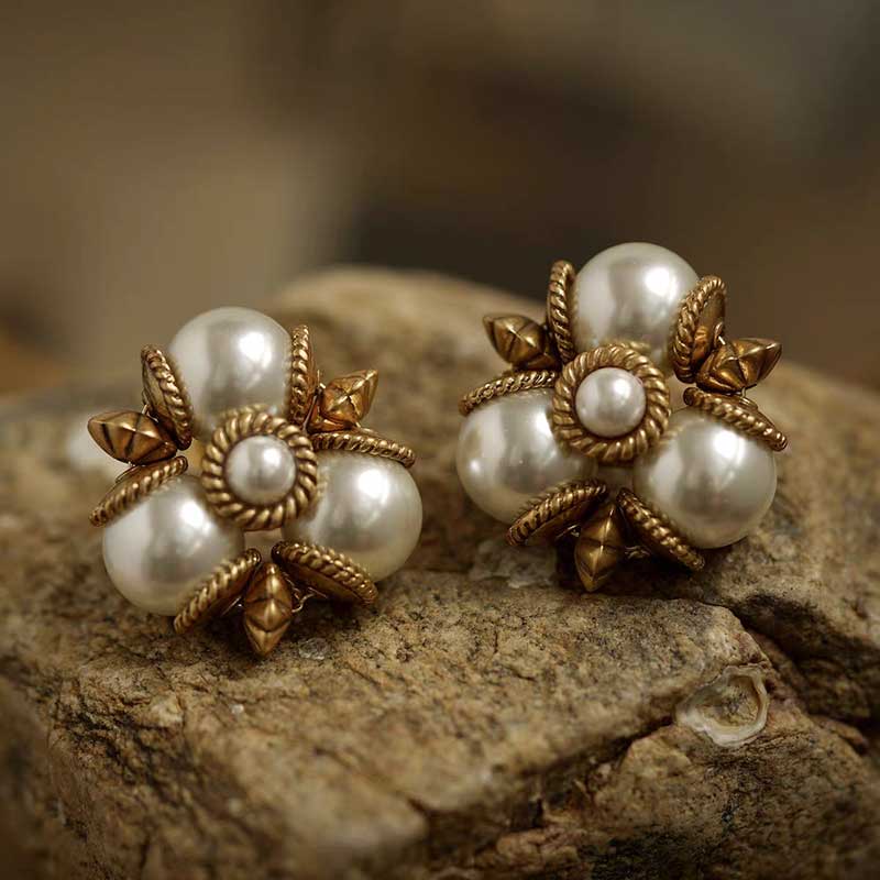 Whispering Pearl Earrings
